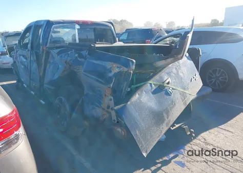 2005 Dodge Ram 1500 Slt/Laramie from USA, damaged, VIN 1D7HU18D25J601566